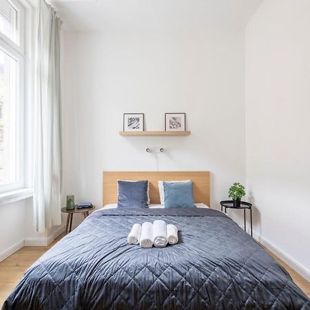 Central Grand Apartment With 5Bedrm 2Bathroom Будапеща Екстериор снимка