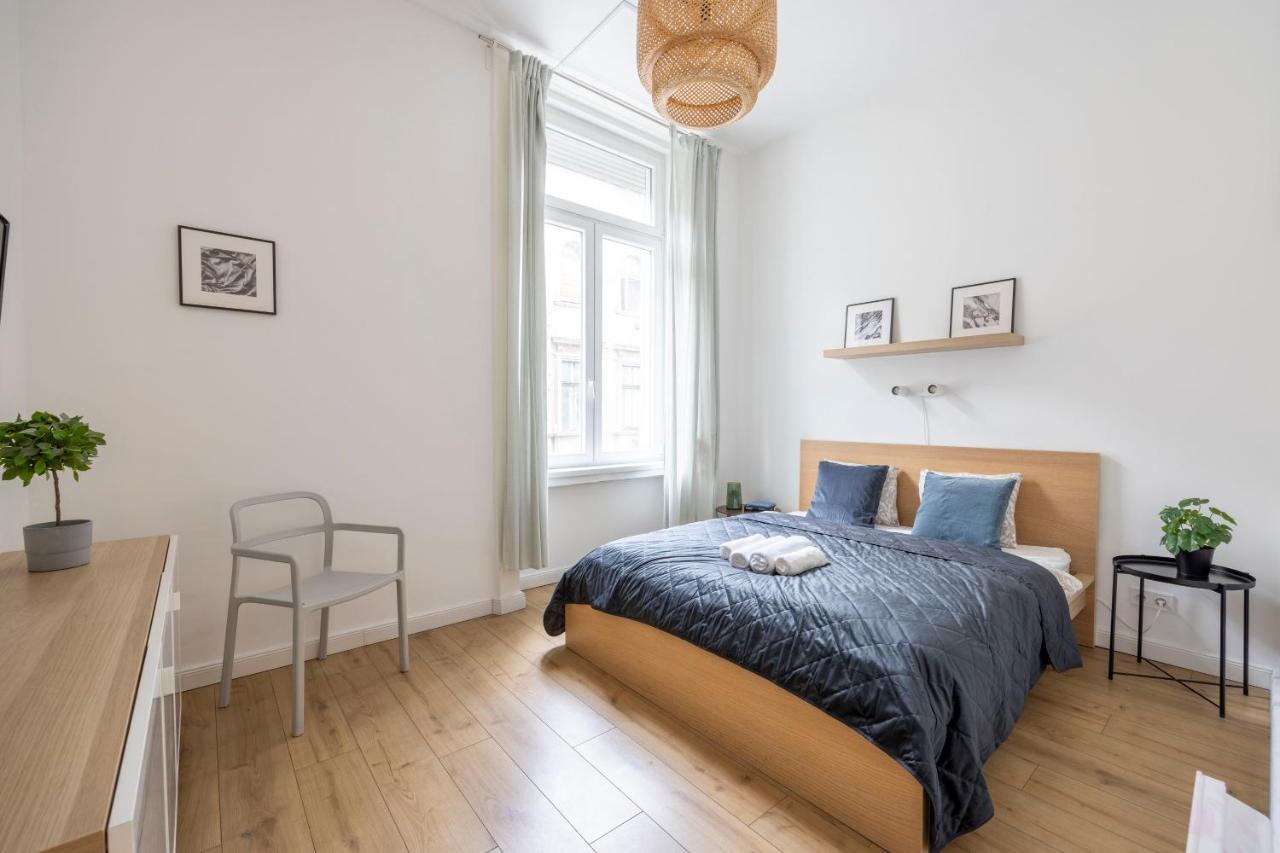Central Grand Apartment With 5Bedrm 2Bathroom Будапеща Екстериор снимка
