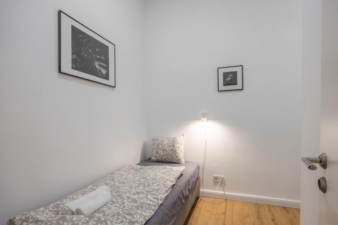 Central Grand Apartment With 5Bedrm 2Bathroom Будапеща Екстериор снимка