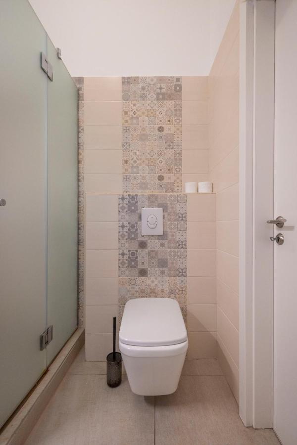 Central Grand Apartment With 5Bedrm 2Bathroom Будапеща Екстериор снимка